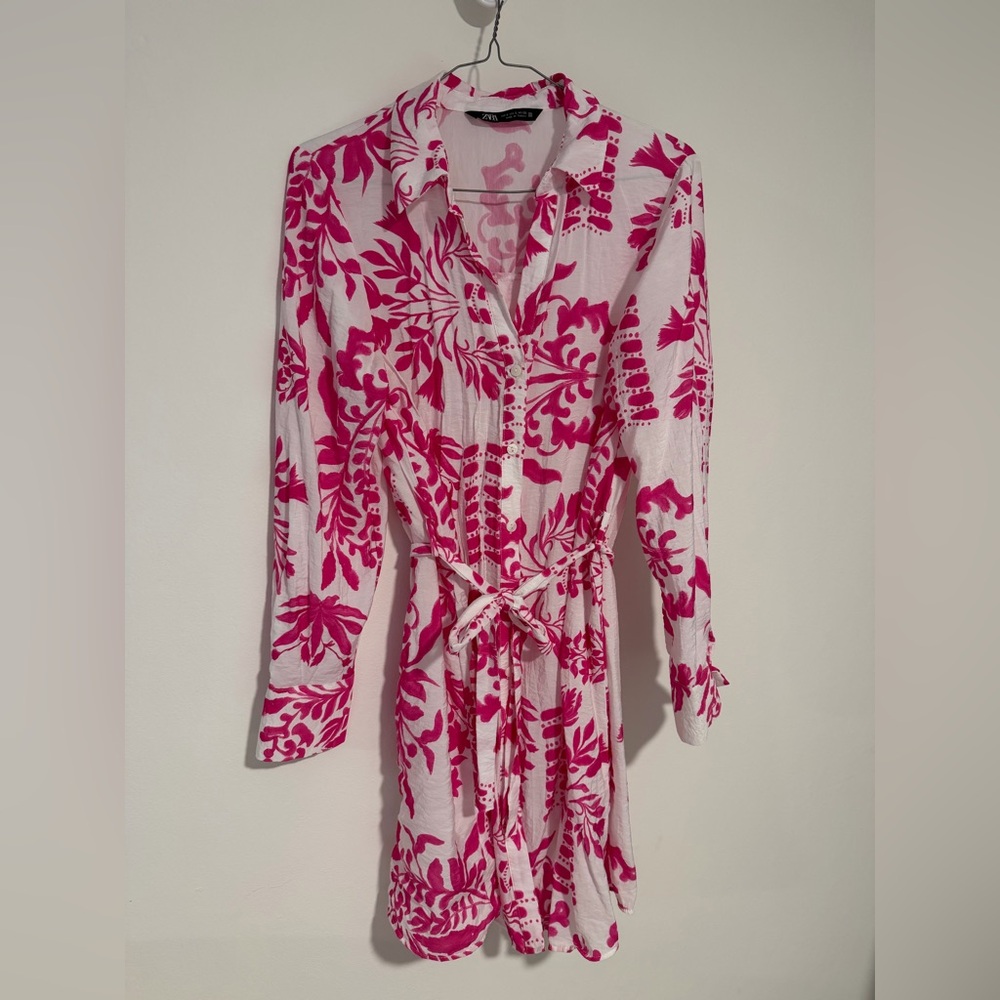 Zara Pink and White Floral Long Sleeve Dress